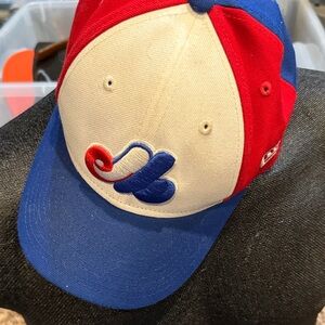 New Era Youth Tri-Color Baseball Cap in Red, Cream & Blue